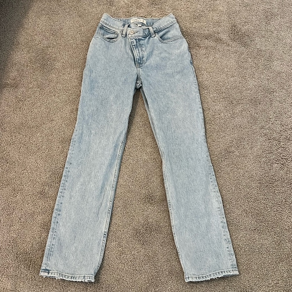 Abercrombie 90's straight ultra high rise jeans